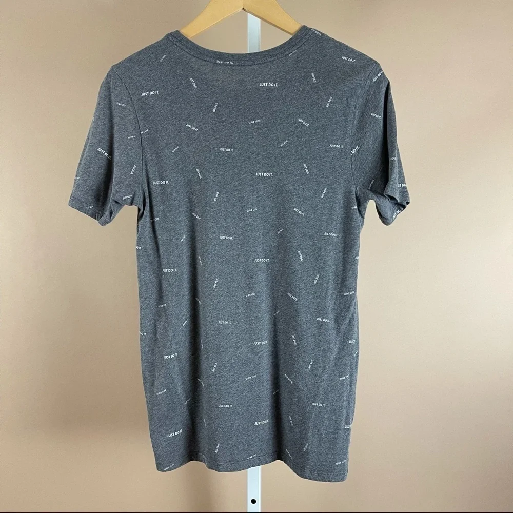Nike women’s Short Sleeve Heather Charcoal Gray Tee with White Logo